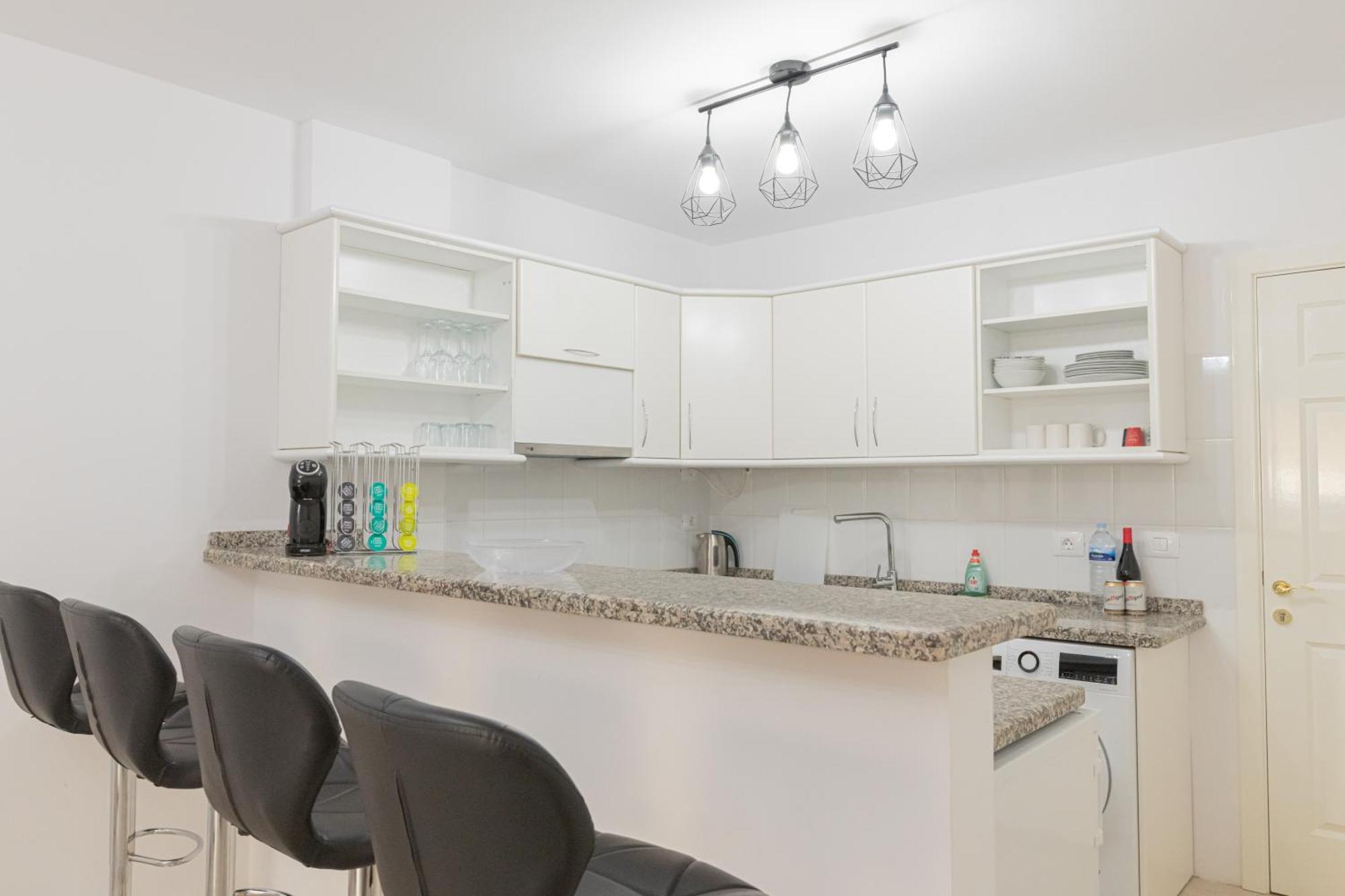Iki White Playa La Arena Apartment Пуерто де Сантяго Екстериор снимка